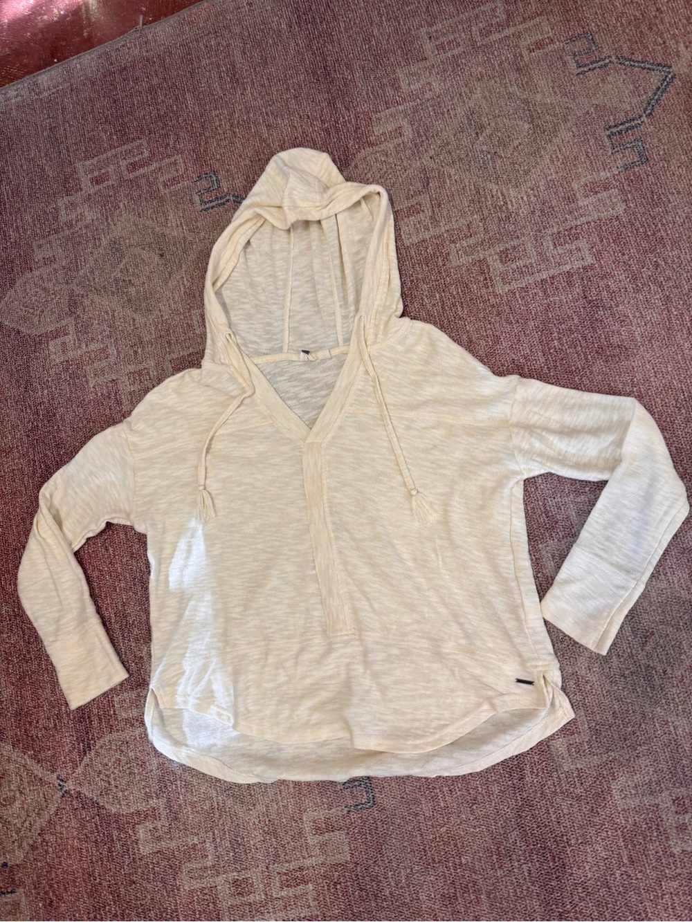 Roxy cream cotton v neck lightweight textured soft hoodie like new large